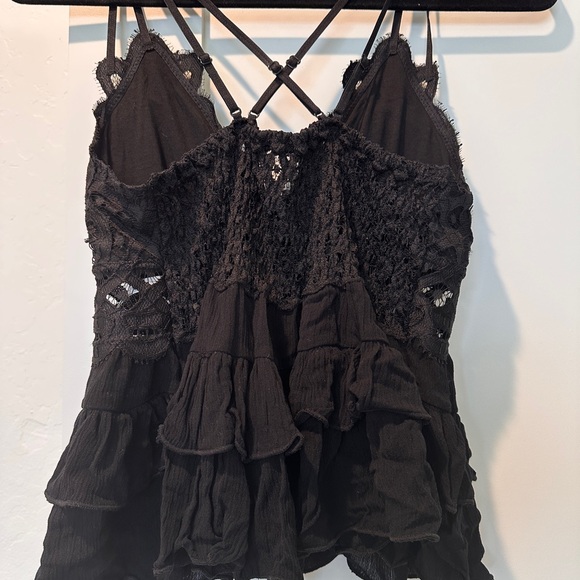 Anemone Black Textured Top - Picture 5 of 6